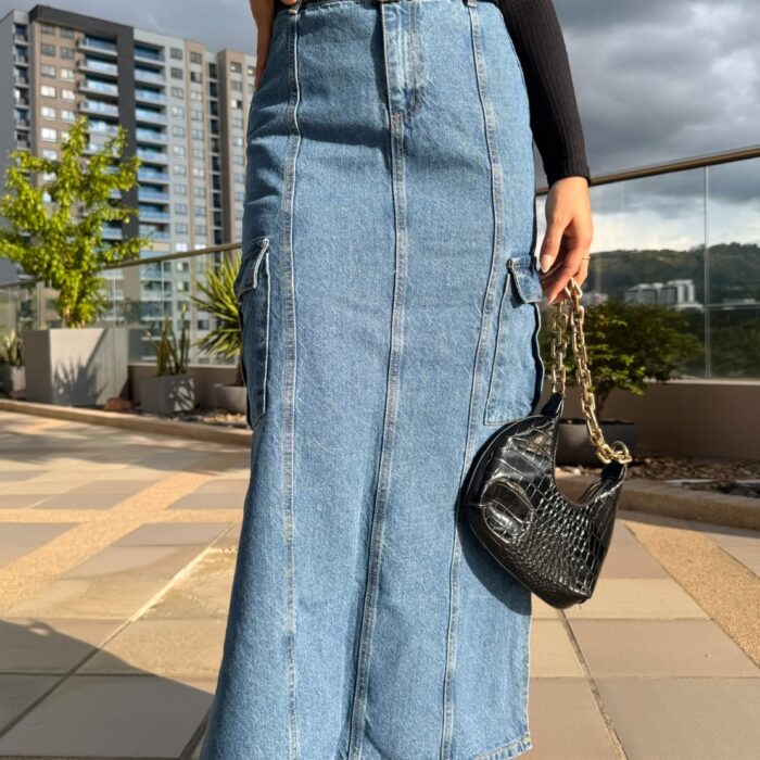 Falda Denim Maxi con Bolsillos Laterales